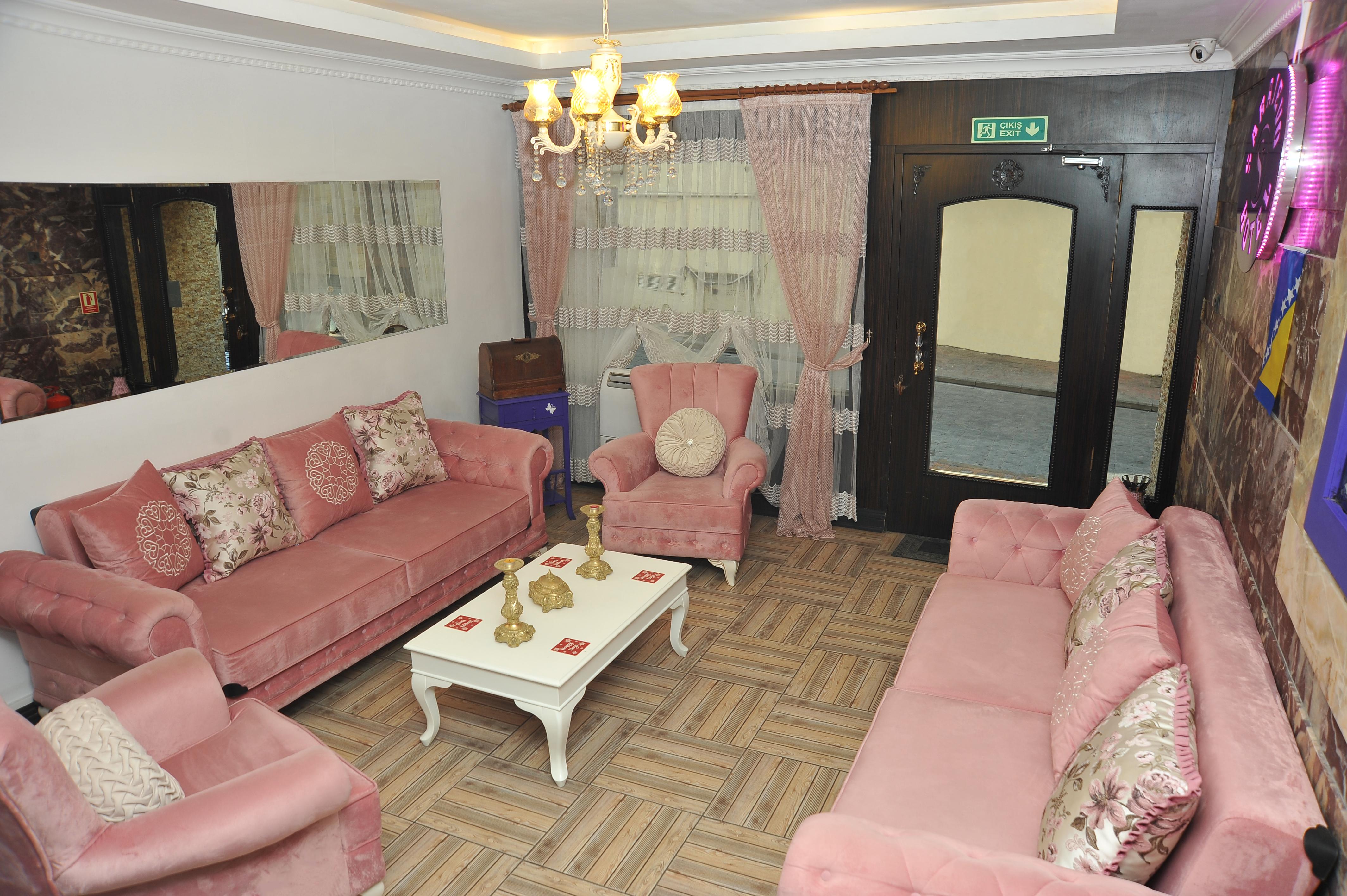 Saray Hotel Istanboel Buitenkant foto
