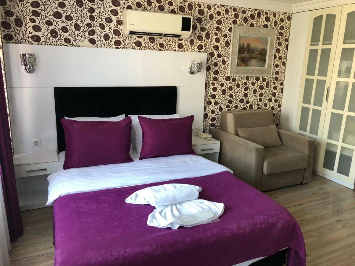 Saray Hotel Istanboel Buitenkant foto